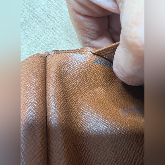 Authentic Louis Vuitton Wallet - Picture 6 of 6